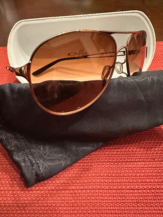 Oakley Lightweight aviators, brown bronze gold main image 7